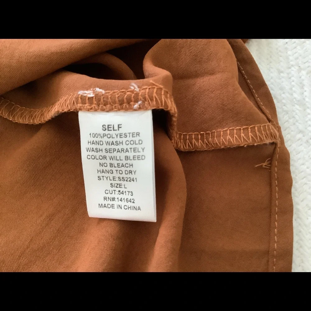 She & Sky rust colored blouse size L - Picture 9 of 10